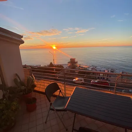 Alba Rossa In Apartment